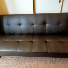 黒のソファーベッド