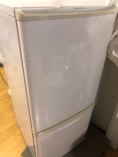 大幅値下げ！パナソニック 138L 2ドア冷蔵庫Panasonic NR-B142W-P