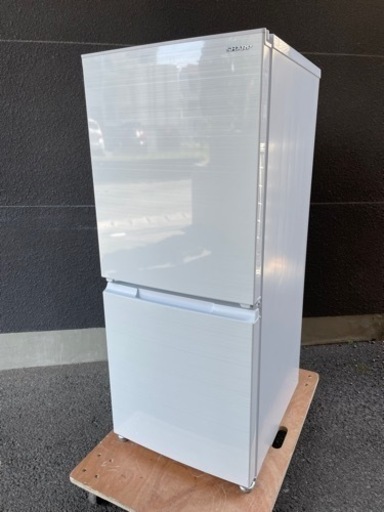 【特価】超美品　2022年製　SHARP シャープ　冷凍冷蔵庫　SJ-D15H-W