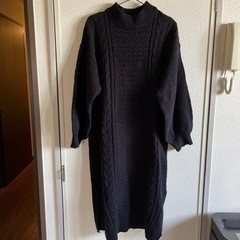 冬物　ワンピースのセーター　Mサイズ