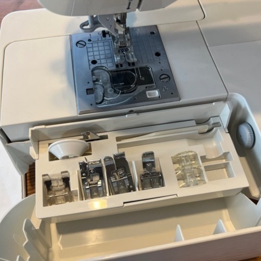 5／6まで特別価格！JUKI Exceed HZL-F400シリーズ