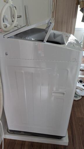 自動投入付きアイリスオーヤマ　縦型洗濯機　IAW-T804