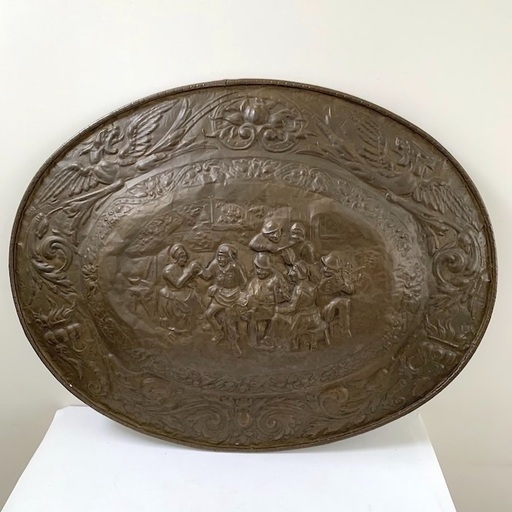 真鍮盤エンボス絵　飾り皿　壁飾り　フランス製