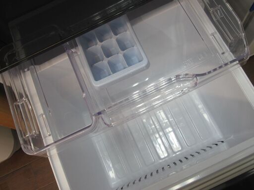 新生活！3か月間保証☆配達有り！19000円(税別）三菱 2ドア冷蔵庫 146L