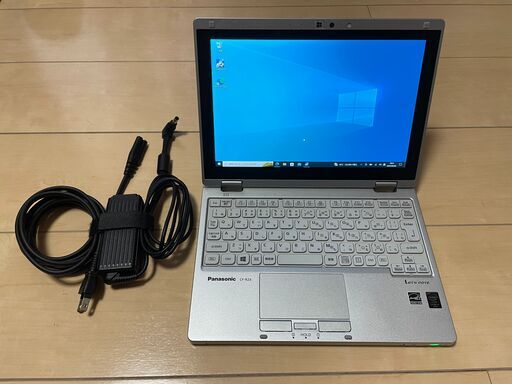モバイルノートパソコン レッツノート　745gの超軽量★レッツノート SSD仕様　let's note CF-RZ4