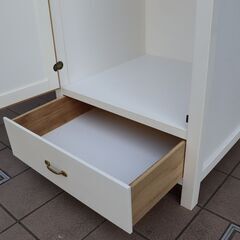 おしゃれなインテリアショップ\