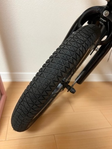 トイザラス　自転車　16インチ　RAISE リブレス