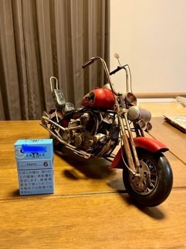 レトロなブリキのHarley-Davidson
