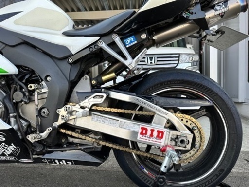 CBR1000RR sc57 国内フルパワー化　車検2年付