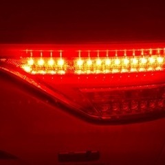 エスティマ　LEDファイバーテール