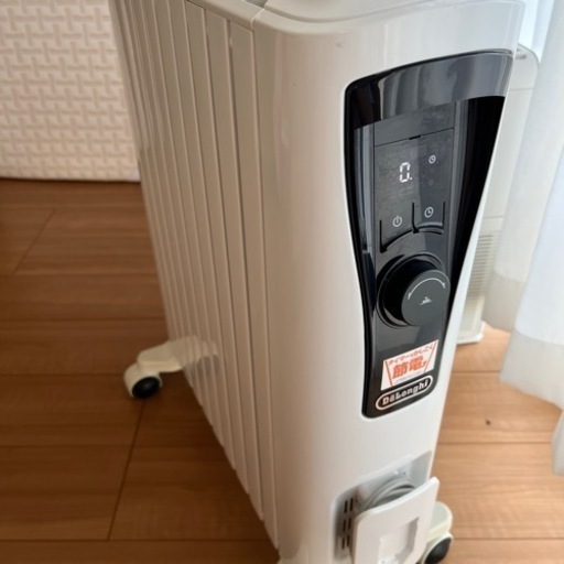 DeLonghi オイルヒーター TRD40615T 1500W ホワイト デロンギ