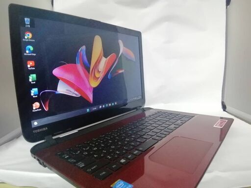 東芝dynabookT55/PR赤サクサクSSDWIN11Office2021
