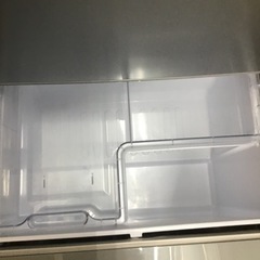 E-2【ご来店頂ける方限定】SHARPの3ドア冷凍冷蔵庫です
