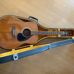 【ネット決済・配送可】初代ヤマハ赤ラベルギターFG350美品