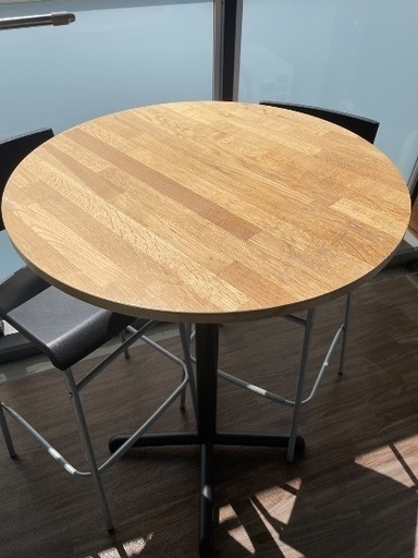 IKEA ハイカウンターテーブル　円形　椅子2脚