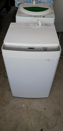 【極美品】[配達無料][2021年製]全自動洗濯機　5.5kg ツインバード製　KWM-EC55