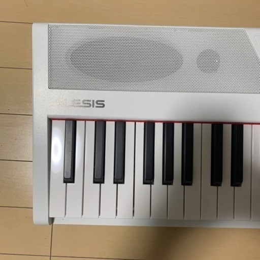 Alesis 電子ピアノ 88鍵盤 ホワイト(スタンド付き)