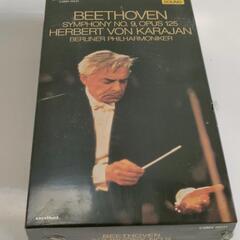 ビデオカセット
ベートーヴェン交響曲第9番「合唱つき」
カラヤン...