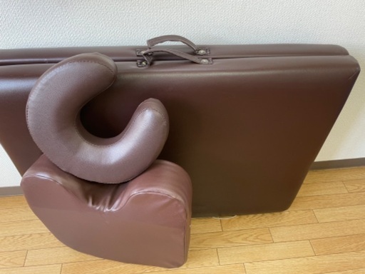 施術ベッド・枕