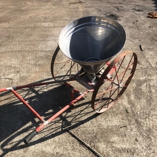 手押し　肥料散布機　ニューカット号
