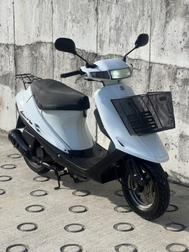 大人気セール‼️125ccクラスバッテリー新品✨️前後タイヤまだまだ山ありシート張り替え♪オイル満タンアドレスV100✴