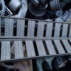 トラック用ハシゴその２