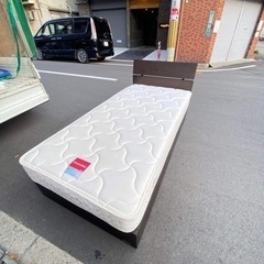 決まりました?シングルベッド㊗️マットレスあり?大阪市内配送設置無料
