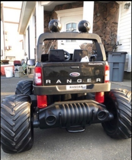 フォードレンジャー　4X4 ラジコン乗用カー！