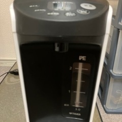 18年製　タイガー電気ポット3L 