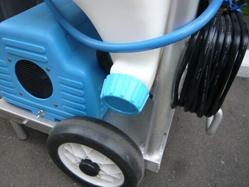 【中古】タンク式高圧洗浄機（有光工業ミニジェット CS-5T2）