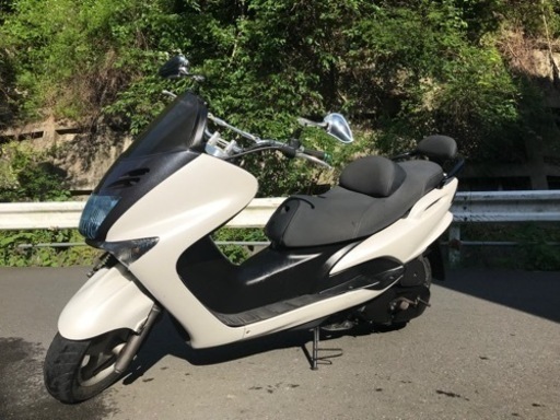 YAMAHA マジェスティ125 FI 白!!