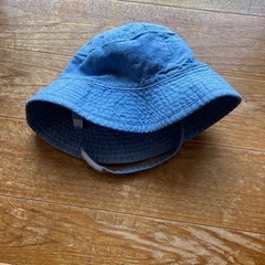 GAP コットン製　帽子　〜2歳