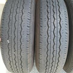 ハイエース200系　純正タイヤ