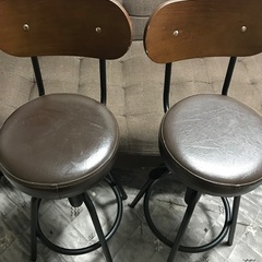 カウンターテーブル用の椅子　2脚