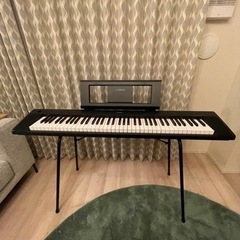 YAMAHA電子ピアノ・キーボード（譜面台、ペダル、スタンド付き）