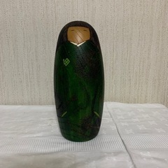 卯三郎のたまご型のこけし　緑