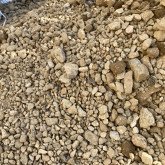 砂利　砕石　庭石　ガーデニング