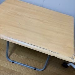 【無料　0円】折りたたみテーブル