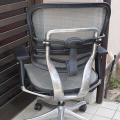 エルゴヒューマンのチェア