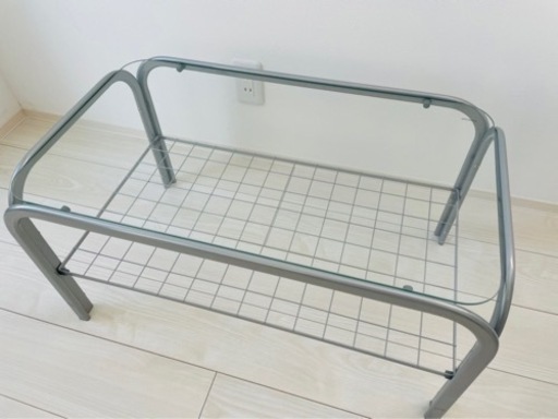 【新品未使用】台湾製　ガラスローテーブル