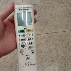 ☆ジモティ割あり☆ DAIKIN ルームエアコン F22UTES-W 2.2kw 18 室内機分解