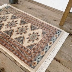 東京都のペルシャ絨毯の中古が安い！激安で譲ります・無料であげます