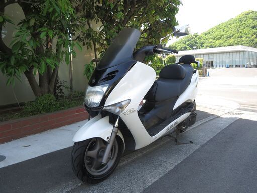 ヤマハ　マジェスティ125　バッテリー新品交換済み　タイヤ前後バリ山　ナンバー登録書類有