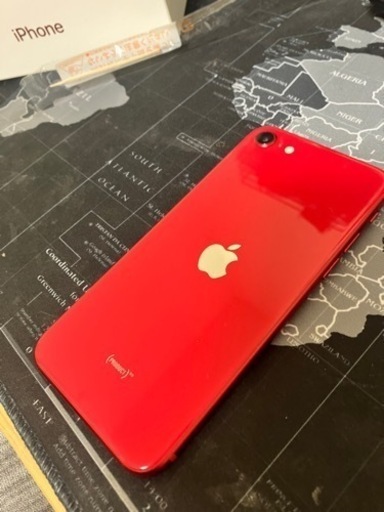 美品】iPhone SE(第2世代) 64GB 赤 SIMロック解除済み・バッテリー容量