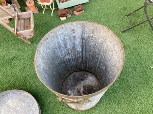 アンティーク ブリキ缶 蓋付 取っ手付 ダストボックス アンティーク