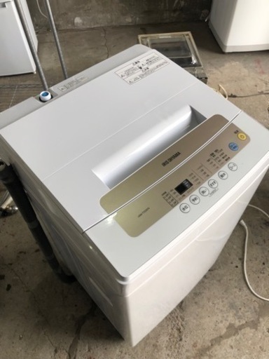 【美品】アイリスオーヤマ　洗濯機5.0kg 2020年製　IAW-T502EN