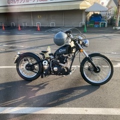 アメリカンバイクで一緒にダイナーでハンバーガー食べてくれる人🍔