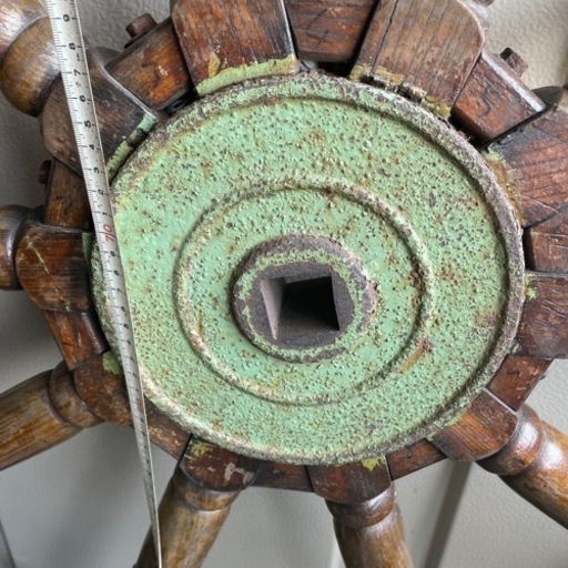 カツオ船の舵輪 1300×1300 木製 2個