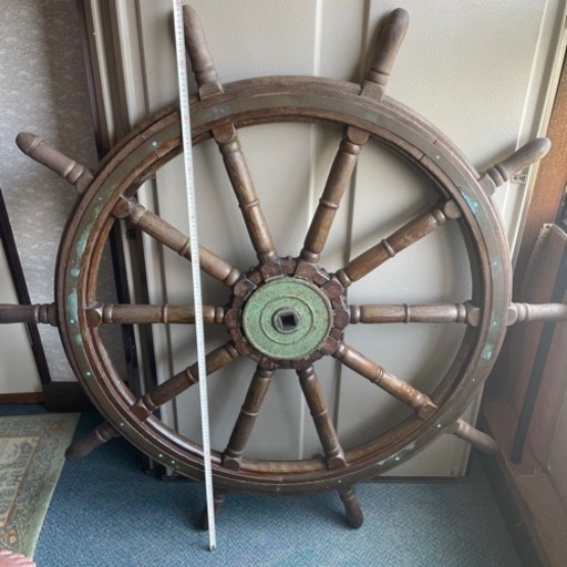 カツオ船の舵輪　　1300×1300  木製　　2個 カツオ船の舵輪 1300×1300 木製 2個