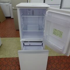 ID 344631　２ドア　シャープ　137L　２０１７年製　SJ-14E4-KW